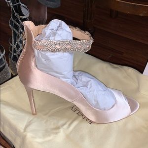 JEWEL BADGLEY MISCHKA